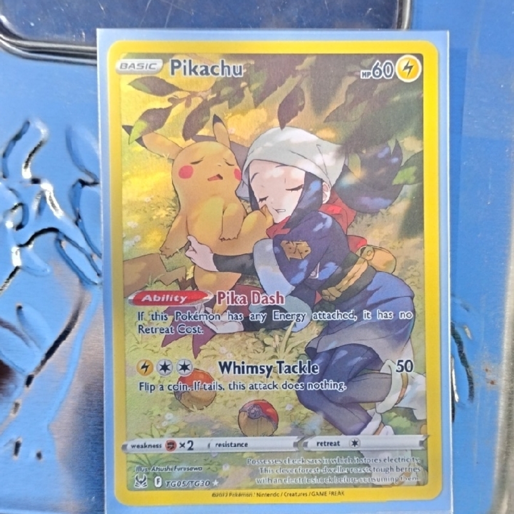 Pikachu Pokémon Card